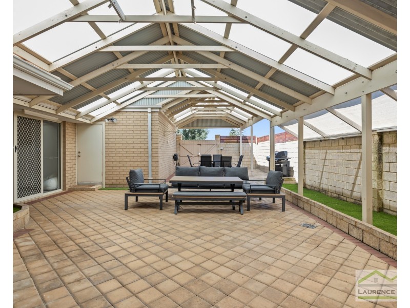2 Halmstad Circle, Mindarie WA 6030