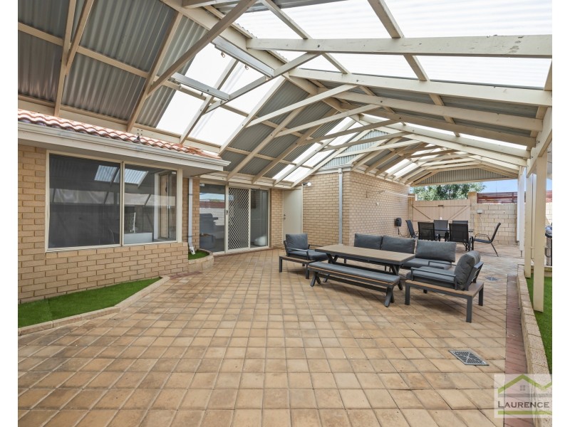 2 Halmstad Circle, Mindarie WA 6030