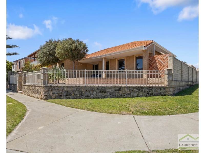 2 Halmstad Circle, Mindarie WA 6030