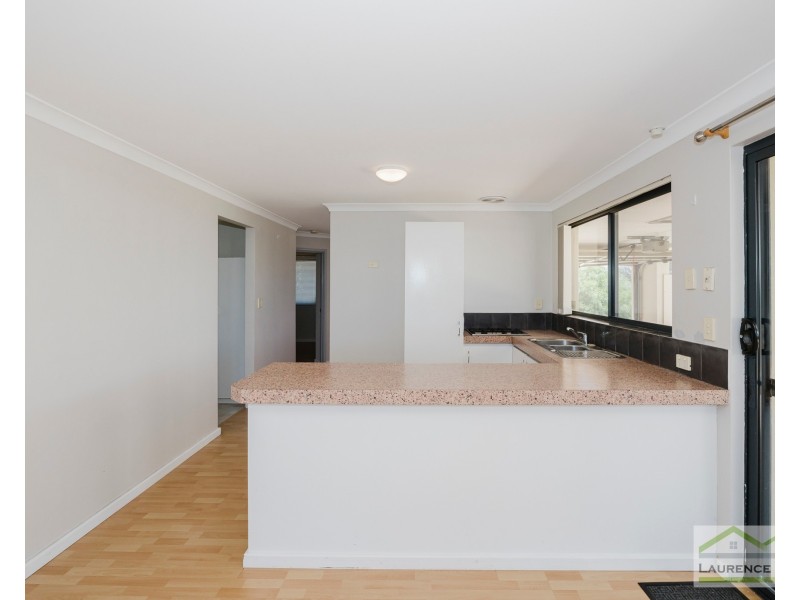 27 Adelong Circuit, Merriwa WA 6030