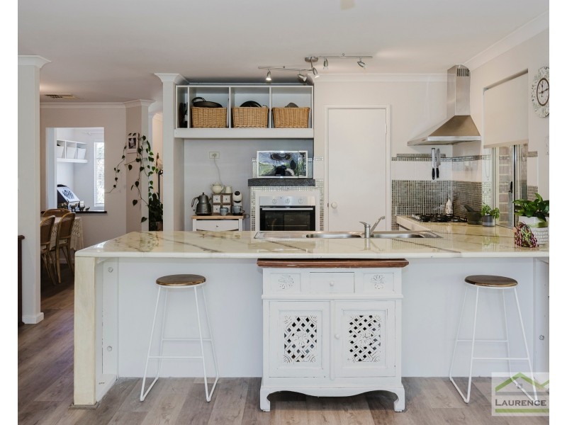 4 Imari Retreat, Mindarie WA 6030