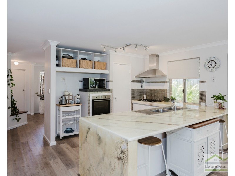 4 Imari Retreat, Mindarie WA 6030