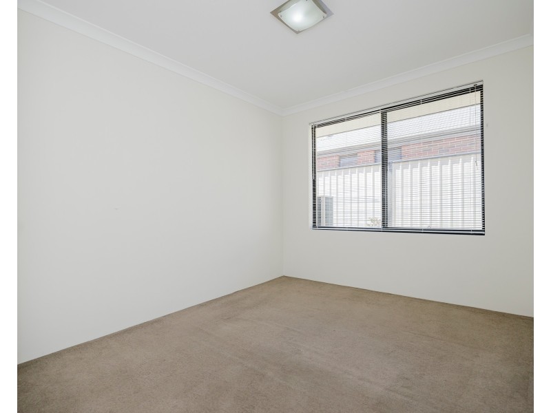 3 Hacienda Drive, Clarkson WA 6030