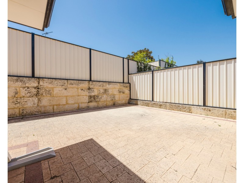 3 Hacienda Drive, Clarkson WA 6030