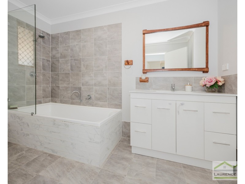 5 Wescap Rise, Merriwa WA 6030