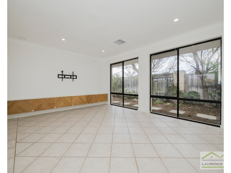 7 Stylis Cove, Mindarie WA 6030