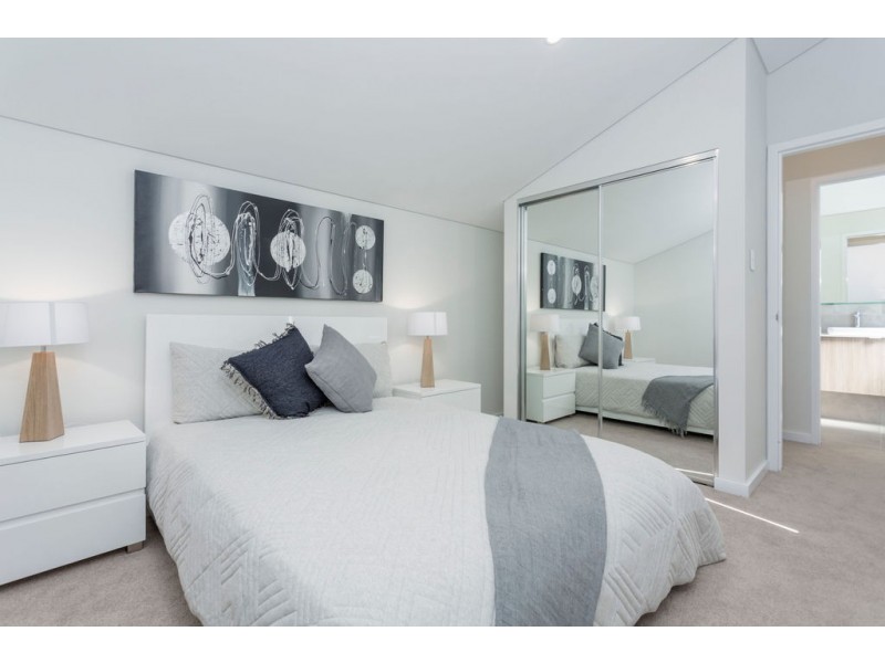 125 Fairway, Crawley WA 6009