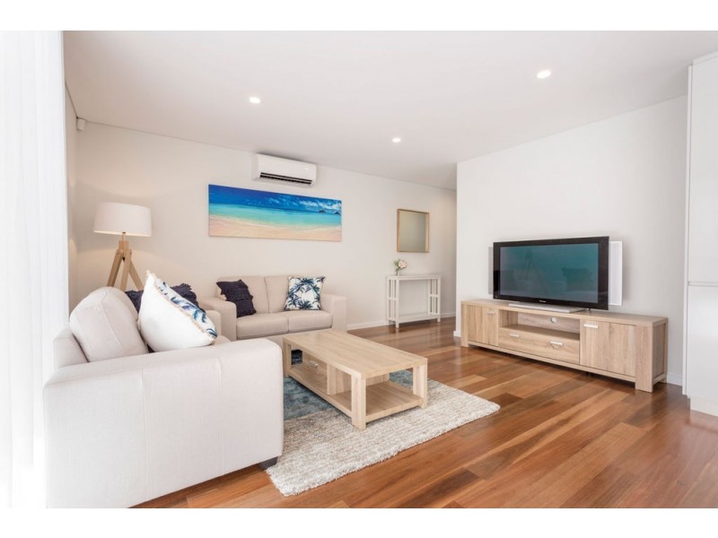 125 Fairway, Crawley WA 6009