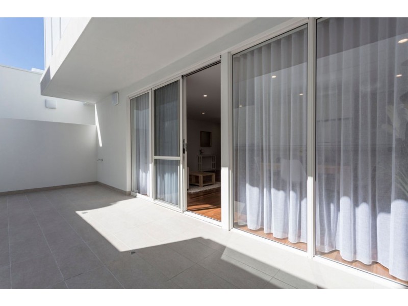 125 Fairway, Crawley WA 6009