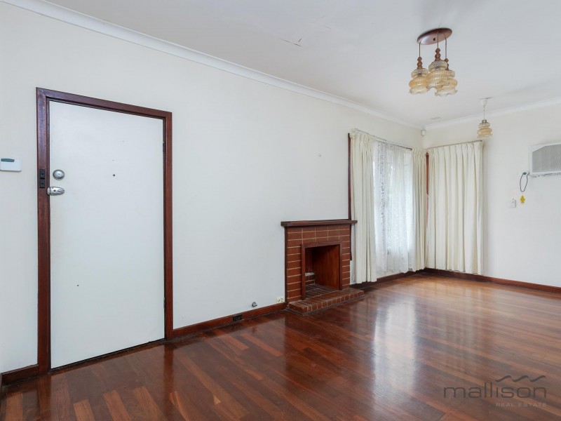 9 Gummow Street, Hamilton Hill WA 6163