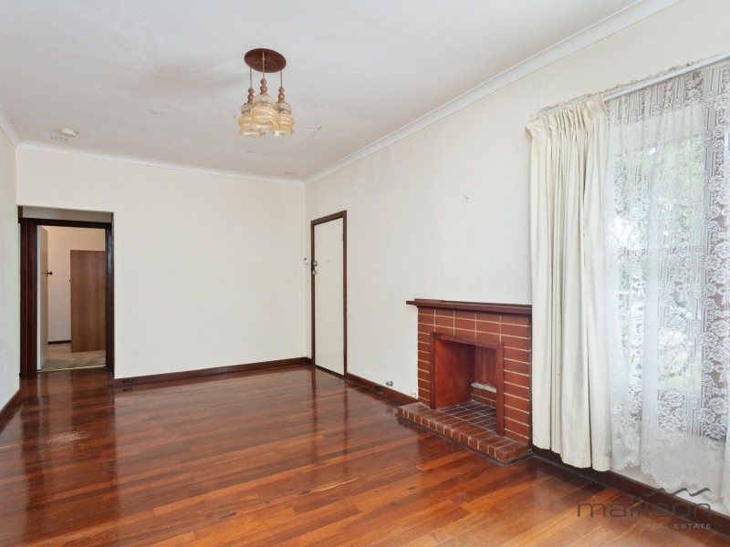 9 Gummow Street, Hamilton Hill WA 6163