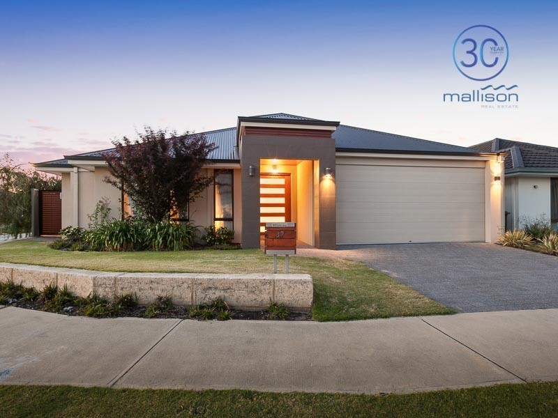 37 Rossiter Avenue, Piara Waters WA 6112