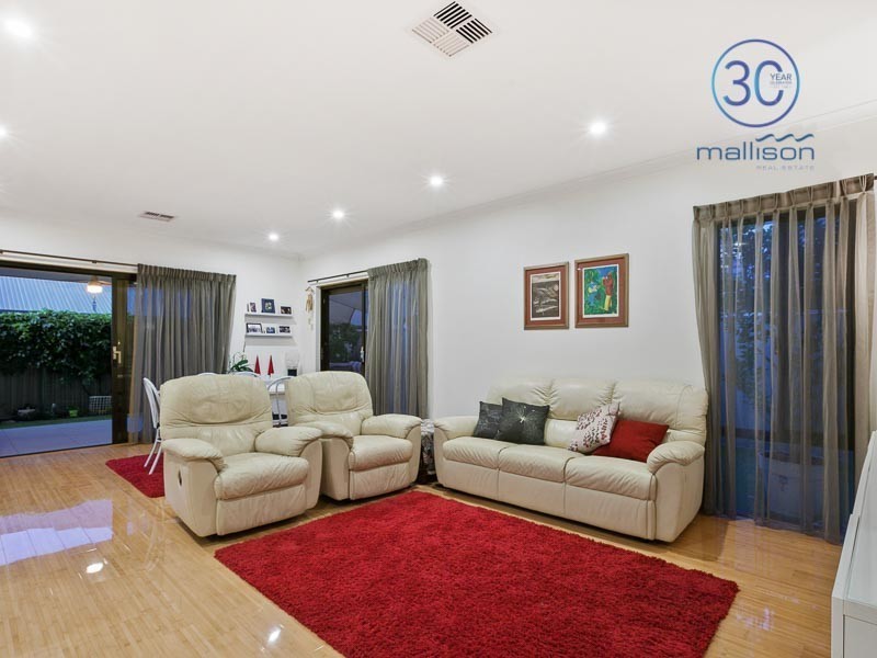 37 Rossiter Avenue, Piara Waters WA 6112