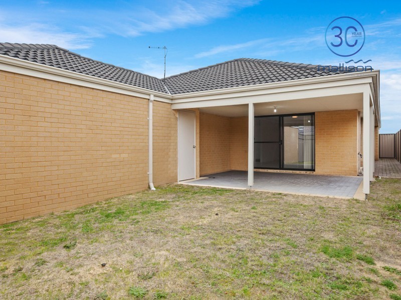 98 Riva Entrance, Piara Waters WA 6112