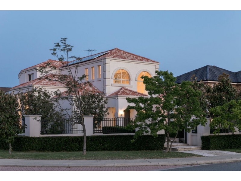 66 Beaumont Parkway, Success WA 6164