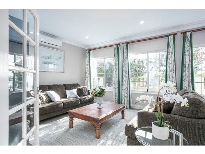 66 Beaumont Parkway, Success WA 6164