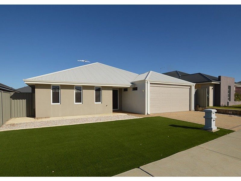 25 Archdale Loop, Piara Waters WA 6112