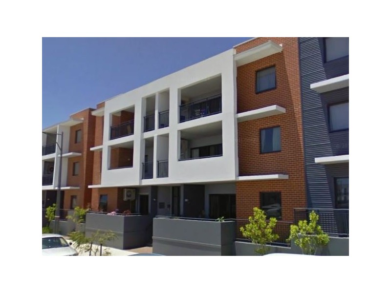 51/2 Stockton Bend, Cockburn Central WA 6164