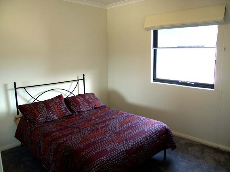 51/2 Stockton Bend, Cockburn Central WA 6164