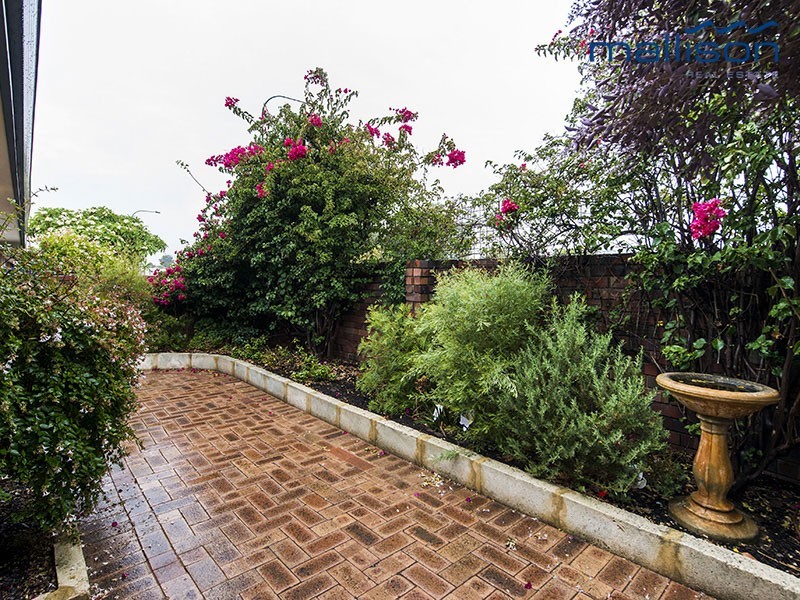 5/4 Petra Street, Palmyra WA 6157