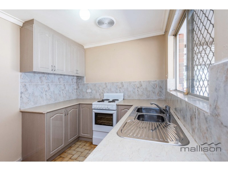 5 Alciston Way, Huntingdale WA 6110