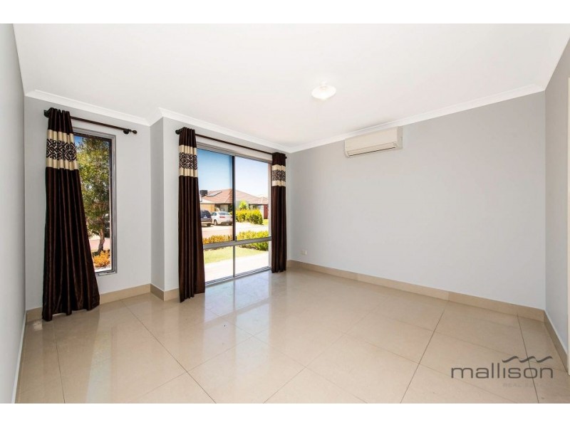 21 Goldfinch Bend, Harrisdale WA 6112