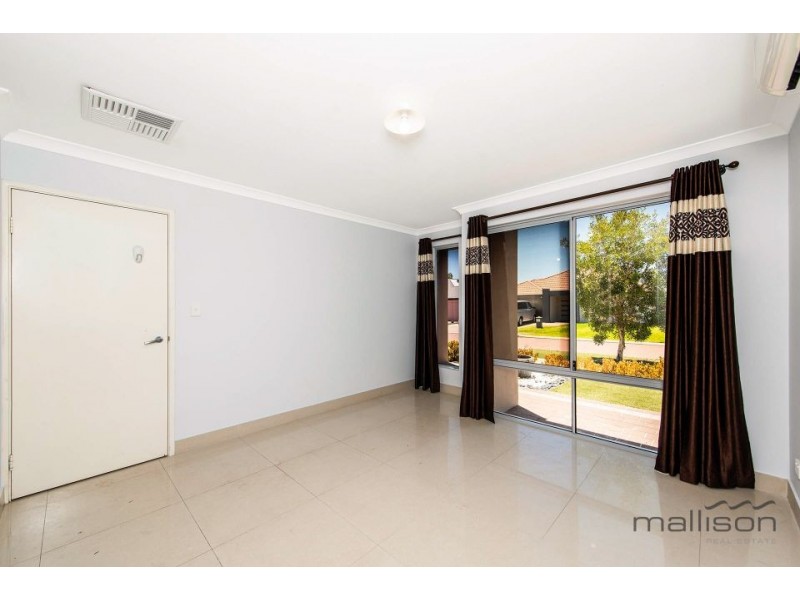 21 Goldfinch Bend, Harrisdale WA 6112