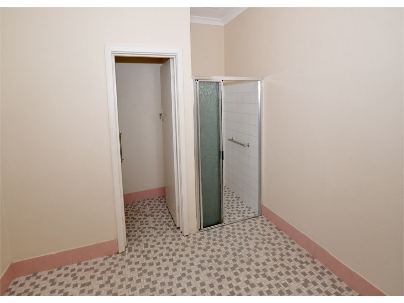 37 Simper Crescent, White Gum Valley WA 6162