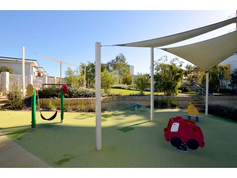 5/6 Ibera Way, Success WA 6164