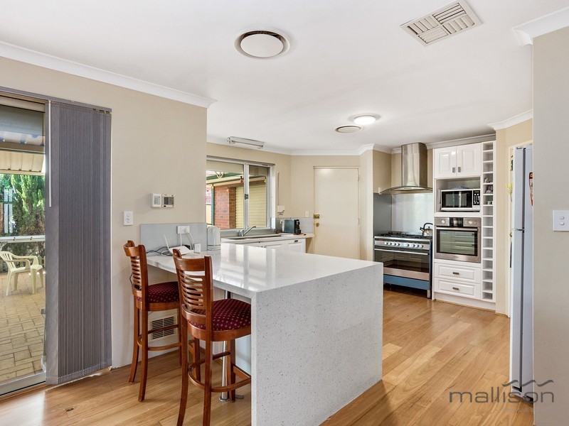 8 Cestrum Rise, South Lake WA 6164