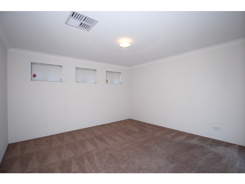 B/2 Tavistock Crescent, Lynwood WA 6147