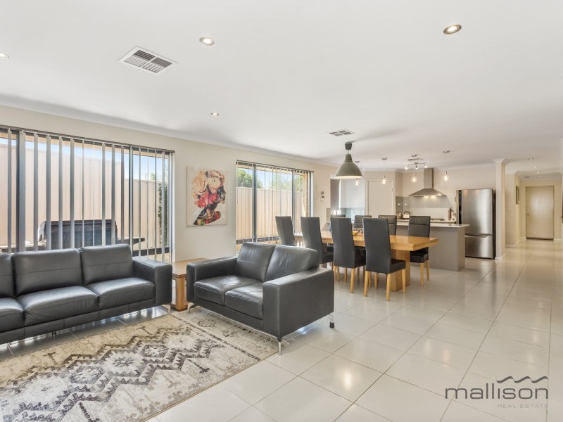 2 Desertpea Road, Beeliar WA 6164