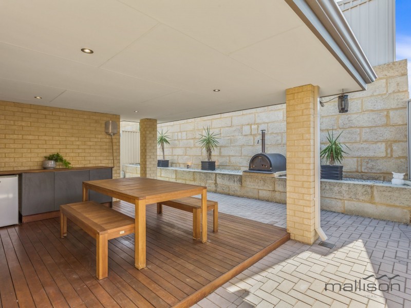 2 Desertpea Road, Beeliar WA 6164