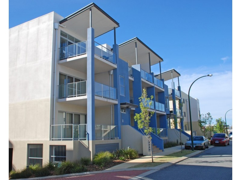 7/5 Ibera Way, Success WA 6164