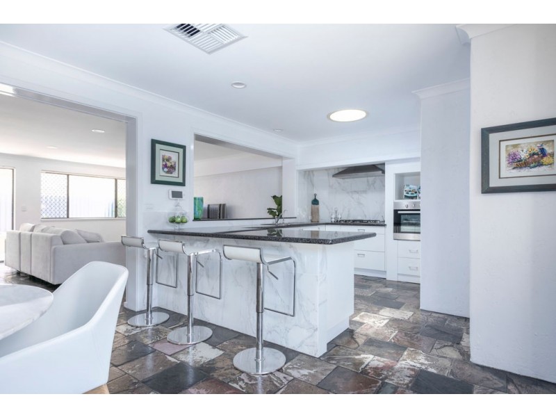 4 Shea Grove, Leeming WA 6149