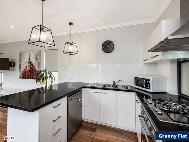 4 Shea Grove, Leeming WA 6149
