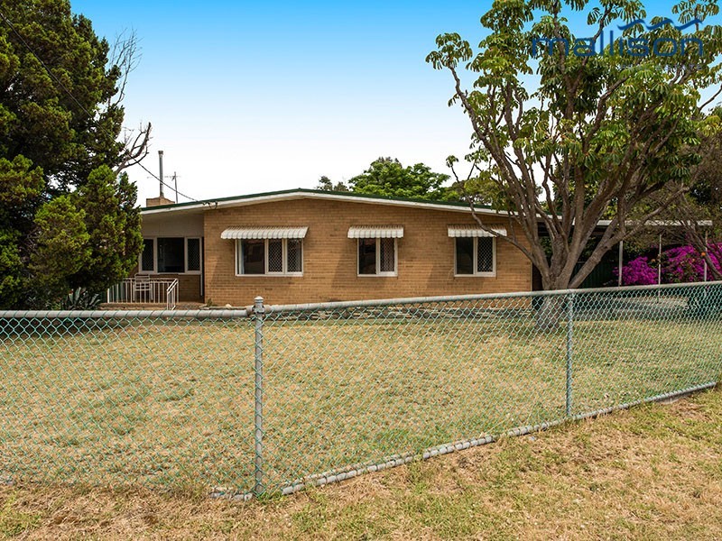 13 Brindle Street, Coolbellup WA 6163