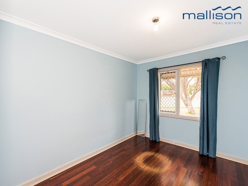 13 Brindle Street, Coolbellup WA 6163