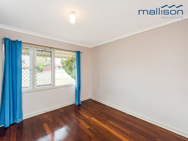 13 Brindle Street, Coolbellup WA 6163