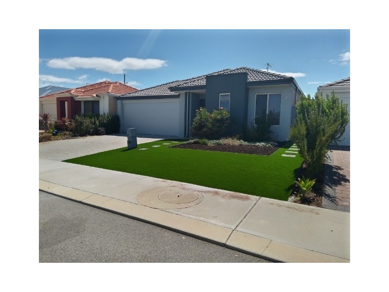 8 Liberation Place, Harrisdale WA 6112