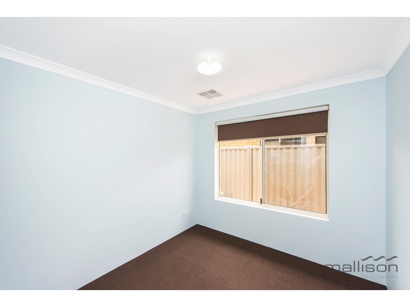 8 Liberation Place, Harrisdale WA 6112