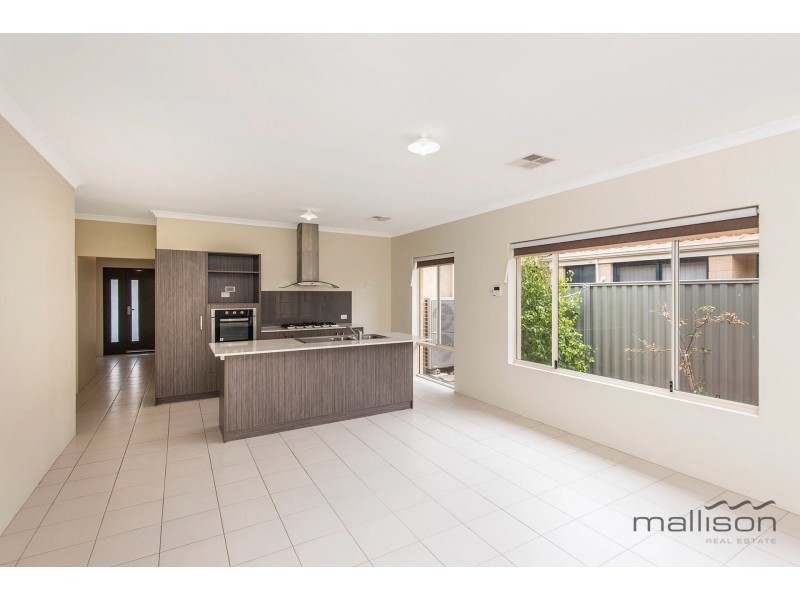 8 Liberation Place, Harrisdale WA 6112