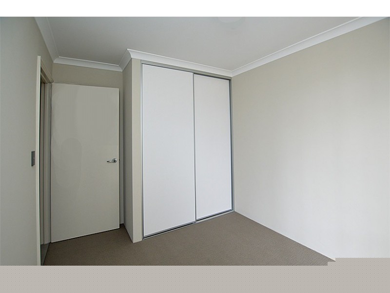 2/15 Framfield Way, Balga WA 6061