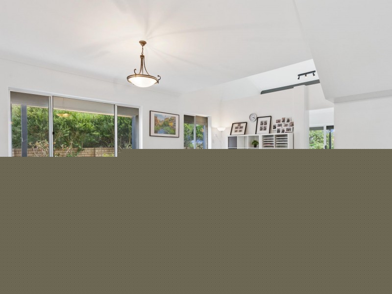 21 Stanley Grove, Winthrop WA 6150