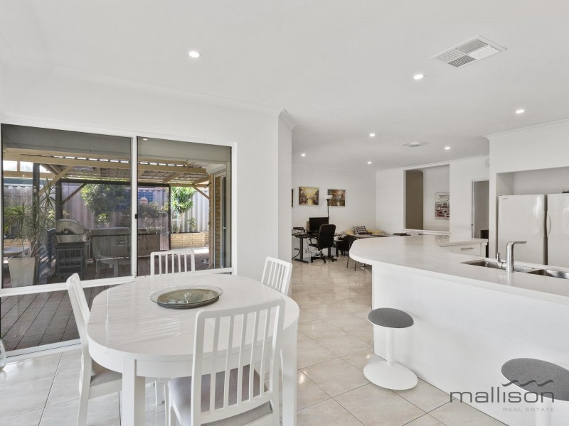 21 Stanley Grove, Winthrop WA 6150