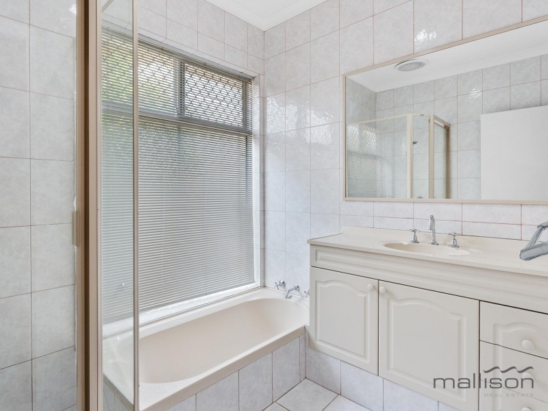 21 Stanley Grove, Winthrop WA 6150