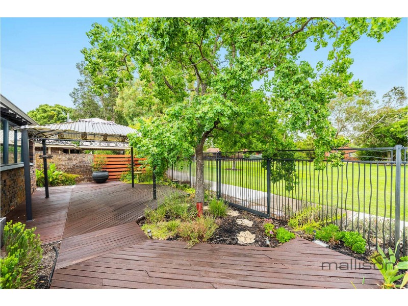 19 Princeton Crt, Thornlie WA 6108