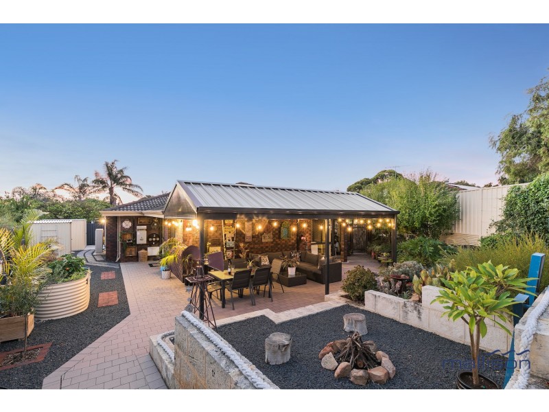 35B Burnett Avenue, Leeming WA 6149