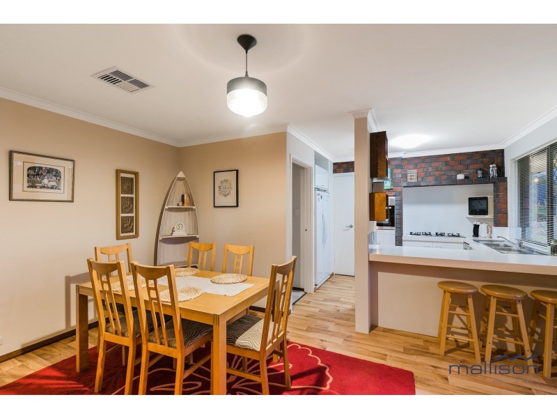 35B Burnett Avenue, Leeming WA 6149