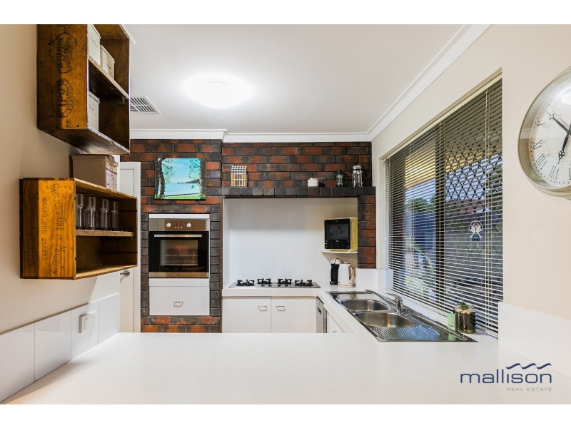 35B Burnett Avenue, Leeming WA 6149